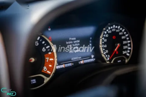 جيب رينيجيد 2023 فضي مستعملة للبيع - 2