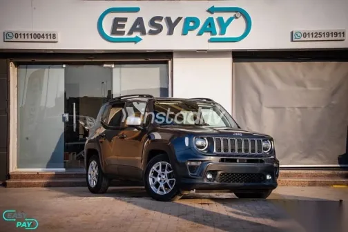 جيب رينيجيد 2023 فضي مستعملة للبيع - 5