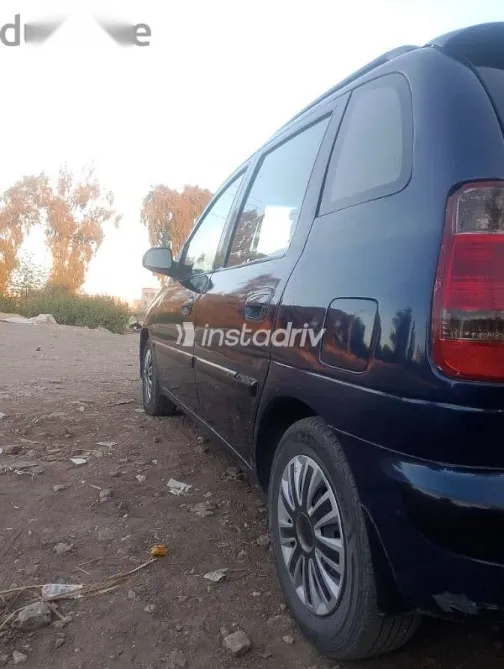 هيونداي ماتريكس 2007 أزرق غامق مستعملة للبيع - 3