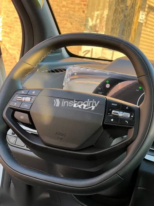 كيا سبورتاج 2025 أبيض جديدة للبيع - 6