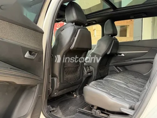 بيجو 5008 2020 أبيض مستعملة للبيع - 2