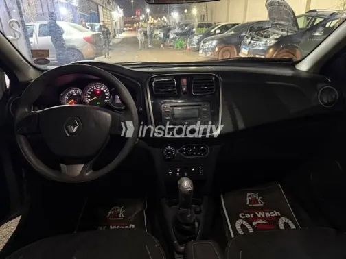 رينو لوجان 2015 رمادي مستعملة للبيع - 2