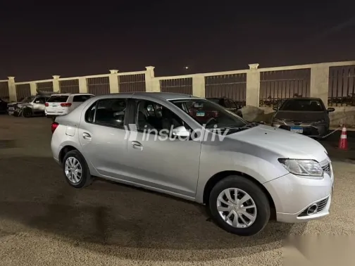 رينو لوجان 2015 رمادي مستعملة للبيع - 3