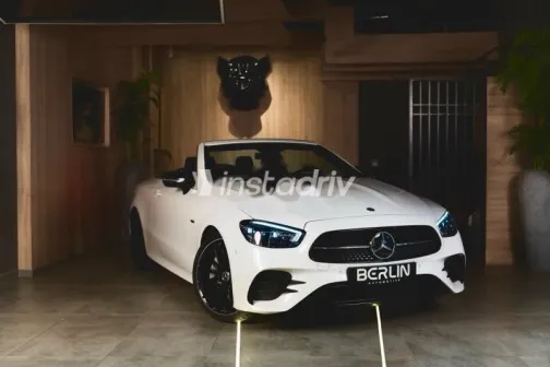 مرسيدس E 300 2023 أبيض مستعملة للبيع - 1