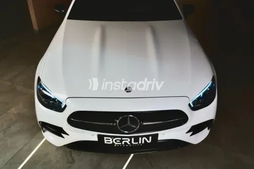 مرسيدس E 300 2023 أبيض مستعملة للبيع - 3