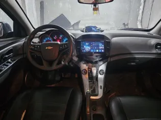 شيفروليه كروز 2010 أسود مستعملة للبيع