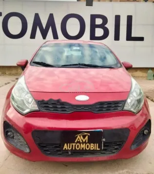 Kia Rio 2013 Red Used for Sale