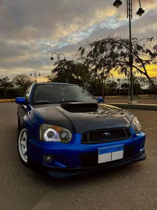 سوبارو امبريزا 2004 أزرق غامق مستعملة للبيع