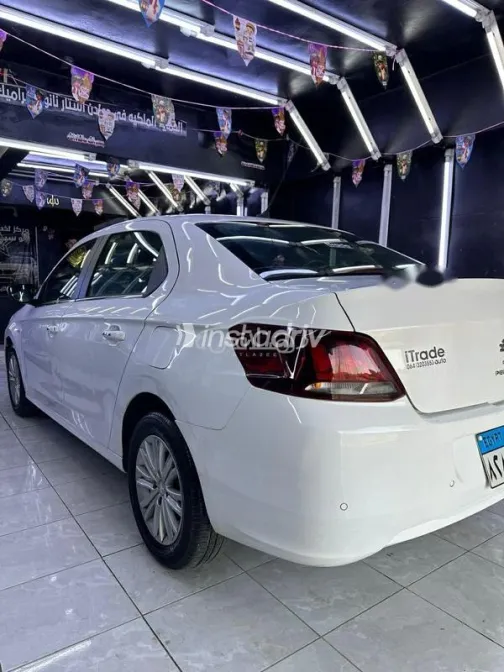 Peugeot 301 2019 White Used for Sale - 3