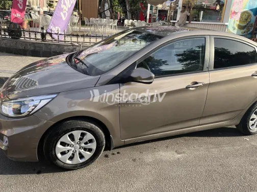 هيونداي اكسنت RB 2022 أبيض مستعملة للبيع - 2