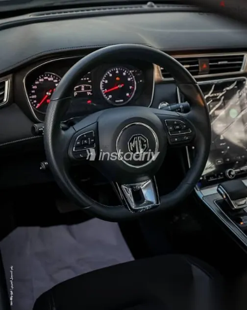 ام جى ار اكس 5 2026 رمادي جديدة للبيع - 8