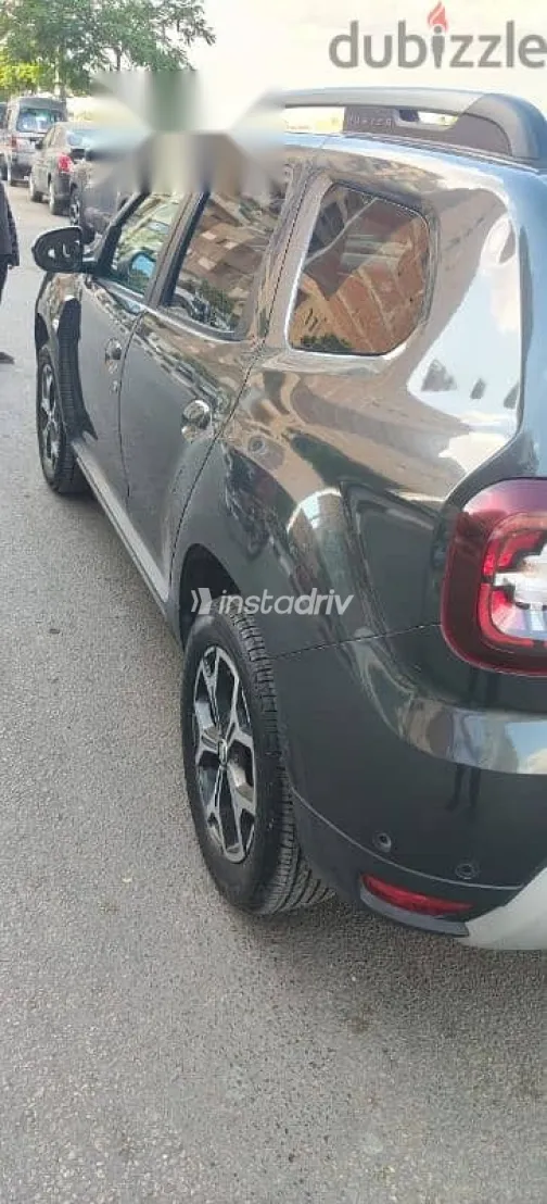 رينو داستر 2021 رمادي مستعملة للبيع - 2