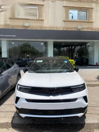 اوبل موكا 2026 أبيض جديدة للبيع