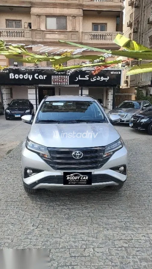 Toyota Rush 2020 Silver Used for Sale - 1