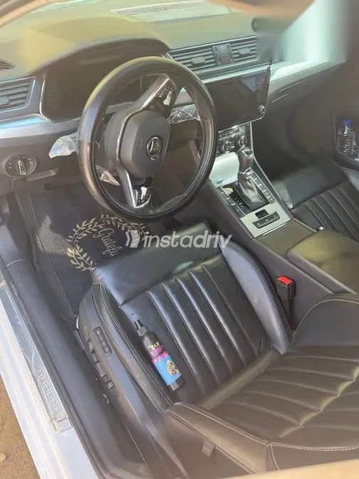 Skoda Superb 2021 White Used for Sale - 1