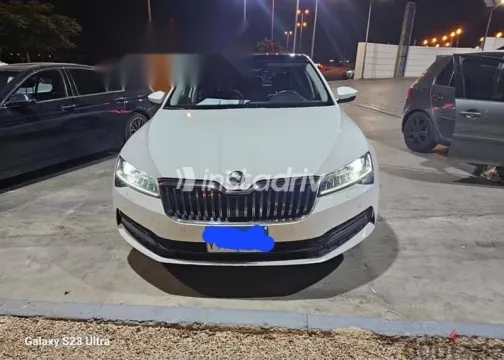 Skoda Superb 2021 White Used for Sale - 2