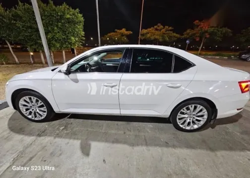 Skoda Superb 2021 White Used for Sale - 3
