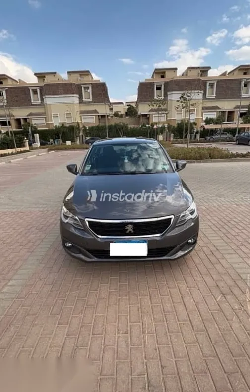 بيجو 301 2021 رمادي مستعملة للبيع - 3