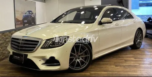 مرسيدس S 560 2018 أبيض مستعملة للبيع - 2