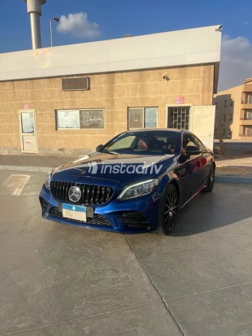 Mercedes C 200 2019 White Used for Sale - 2