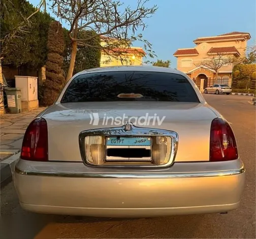 لينكولن تون 2002 فضي مستعملة للبيع - 5
