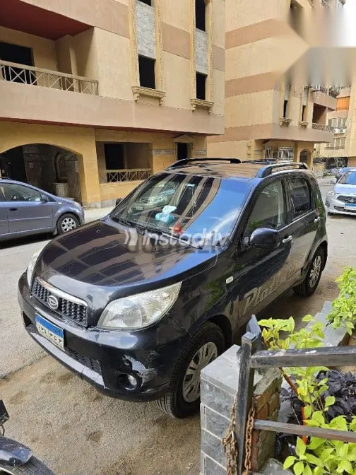 دايهاتسو تيريوس 2012 أسود مستعملة للبيع - 1