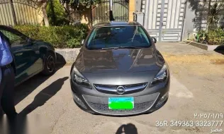 اوبل أسترا 2020 رمادي مستعملة للبيع