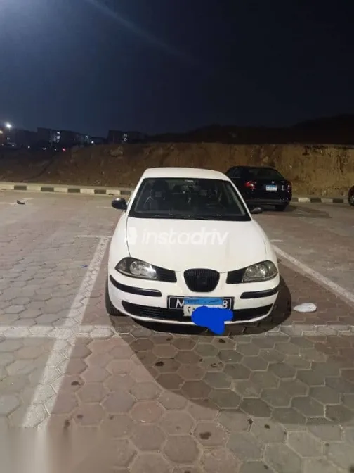 سيات كوردوبا 2009 أبيض مستعملة للبيع - 2