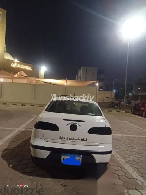 سيات كوردوبا 2009 أبيض مستعملة للبيع - 5