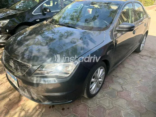 سيات توليدو 2016 أبيض مستعملة للبيع - 5