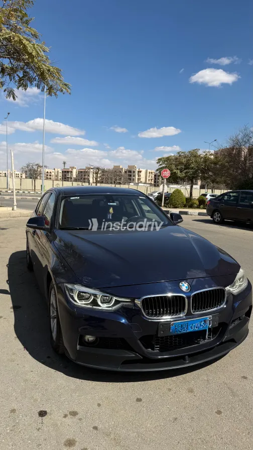 بي ام دبليو 318 2019 أبيض مستعملة للبيع - 6