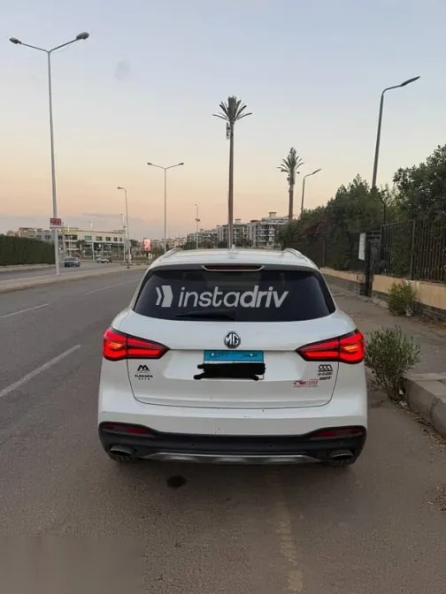 ام جى اتش اس 2022 أبيض مستعملة للبيع - 1