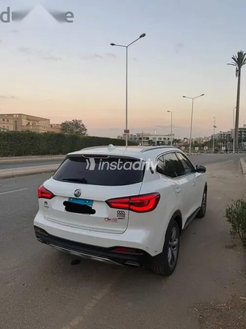 ام جى اتش اس 2022 أبيض مستعملة للبيع - 5