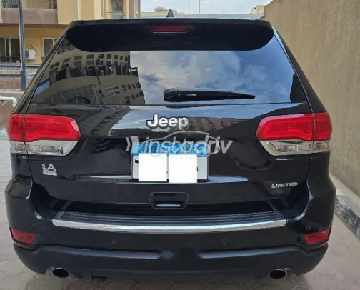 جيب جراند شيروكي 2022 أسود مستعملة للبيع - 4