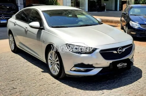 Opel Insignia 2018 Gray Used for Sale - 2