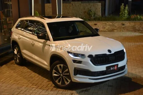 سكودا كودياك 2024 أبيض مستعملة للبيع - 4