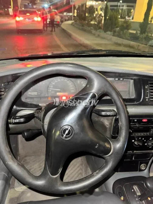 اوبل فيكترا 2002 رمادي مستعملة للبيع - 4