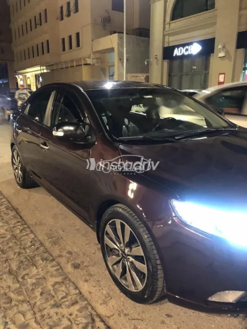 Kia Cerato 2011 Eggplant Used for Sale - 4