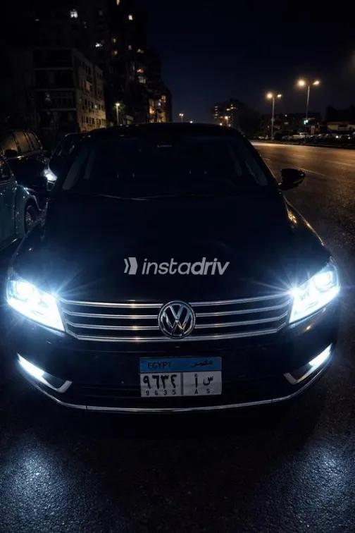 Volkswagen Passat 2012 Black Used for Sale - 1