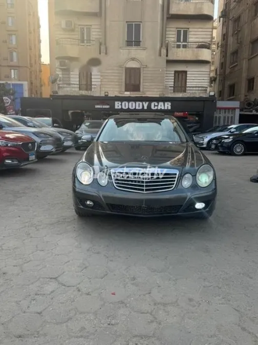مرسيدس E 230 2008 فضي مستعملة للبيع - 1