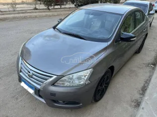 نيسان سنترا 2020 أبيض مستعملة للبيع