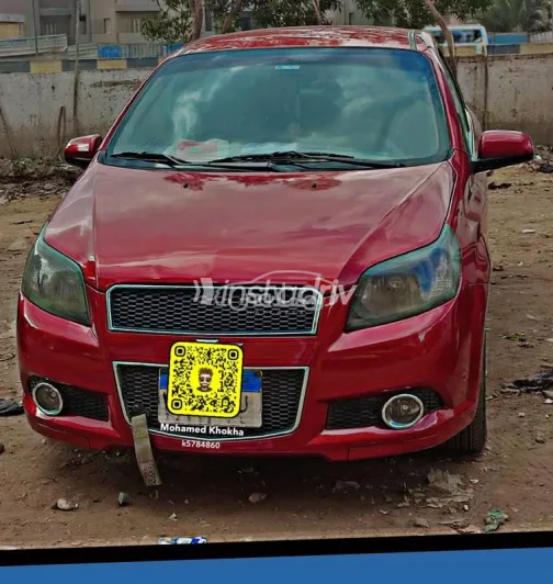 شيفروليه افيو 2015 أحمر غامق مستعملة للبيع - 1