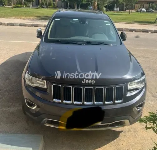 جيب جراند شيروكي 2015 أبيض مستعملة للبيع - 5