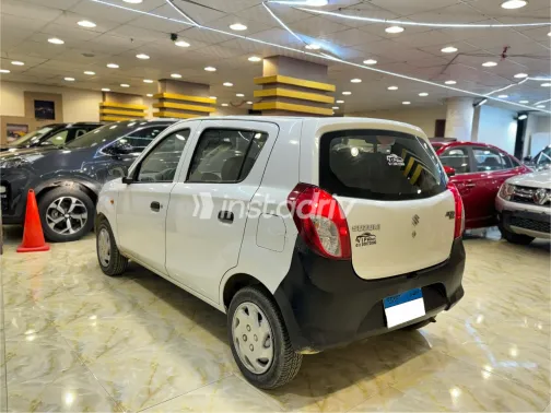 Suzuki Alto 2017 White Used for Sale - 5
