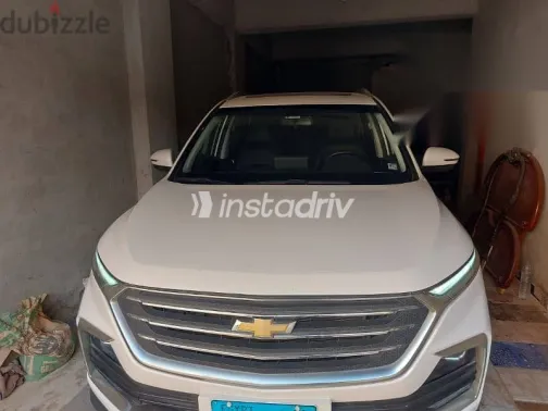 Chevrolet Captiva 2021 White Used for Sale - 6