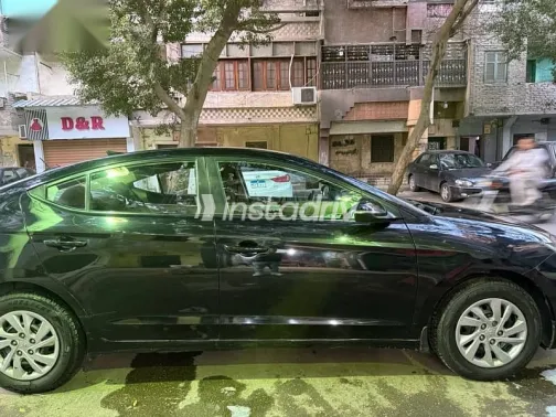 هيونداي إلنترا 2020 أسود مستعملة للبيع - 6