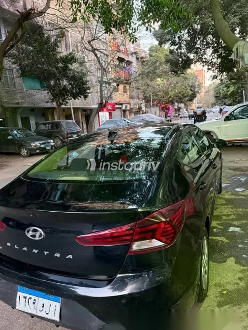 هيونداي إلنترا 2020 أسود مستعملة للبيع - 9