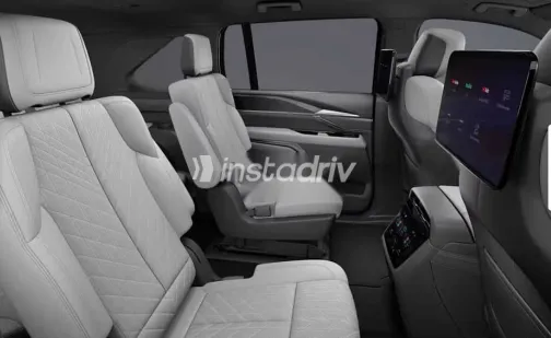 كاديلاك اسكاليد 2026 رمادي جديدة للبيع - 10