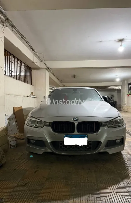 BMW 320 2018 Silver Used for Sale - 2