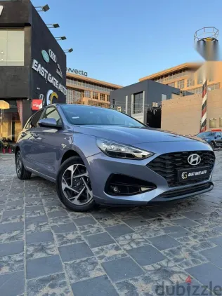 هيونداي I30 2026 أزرق غامق جديدة للبيع